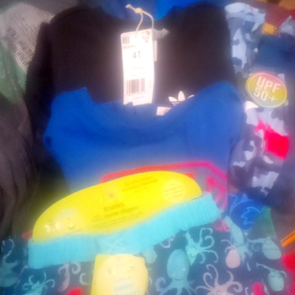 Kids clothes bundle